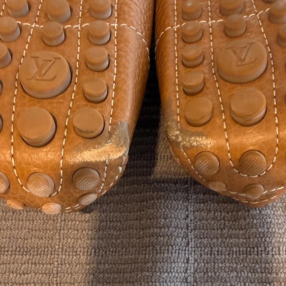 Louis Vuitton Tan Leather Loafers with Gold Lock Detail - Picture 4 of 5
